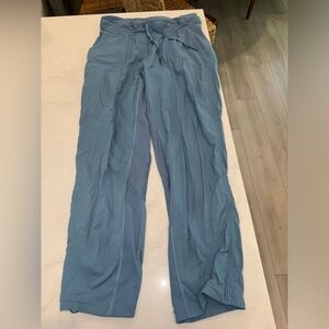 Lululemon dance studio mid rise cropped pant